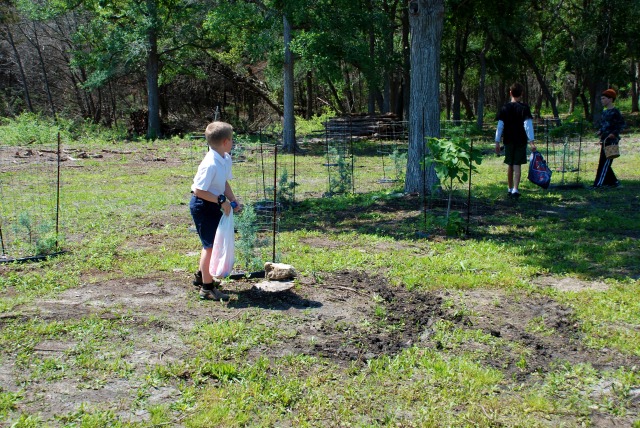 2012-04-08-33-Egg Hunt.jpg